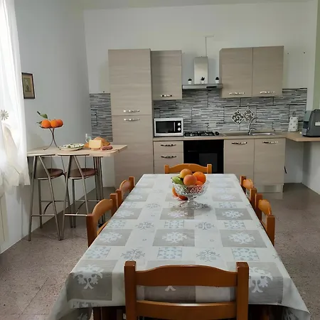 Casa A Matrice Apartman *